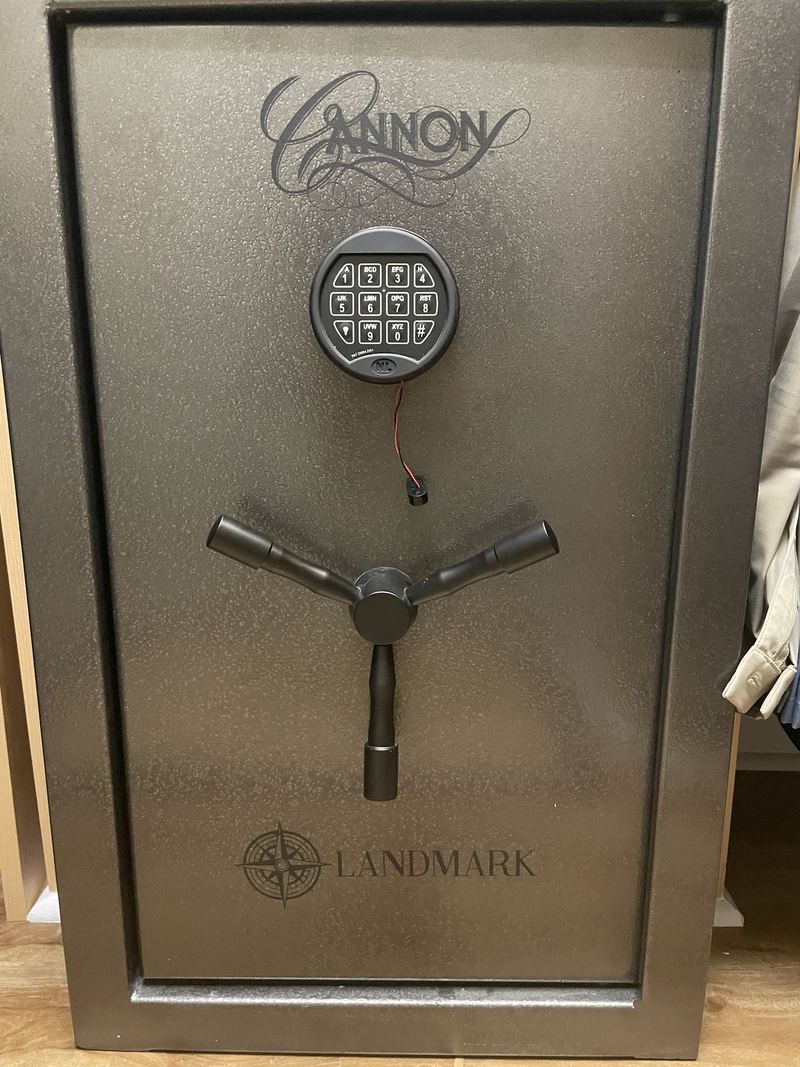 Cannon Landmark safe with keypad and three-spoke handle